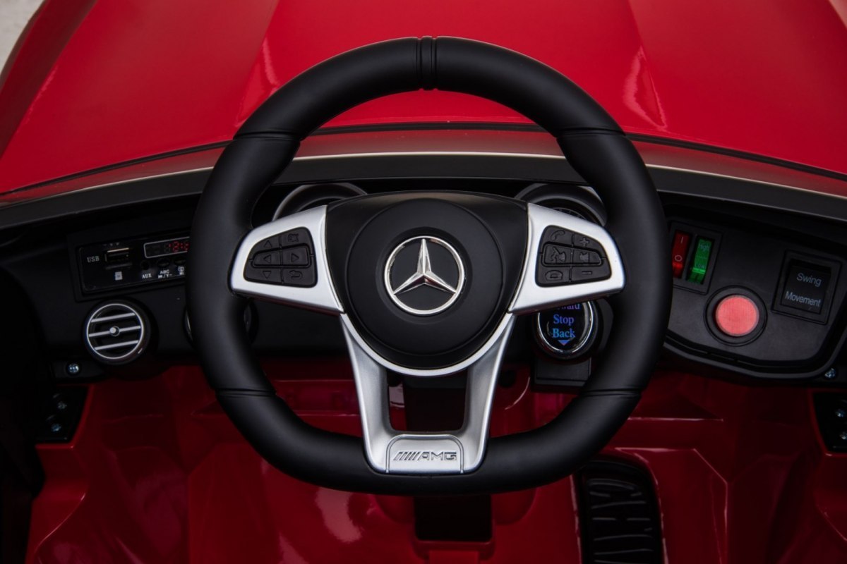 Pojazd Mercedes Benz GLC63S Czerwony