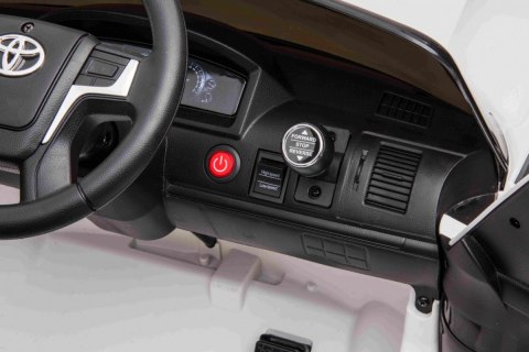 Toyota Land Cruiser na akumulator Biały SUV + Pilot + Schowek