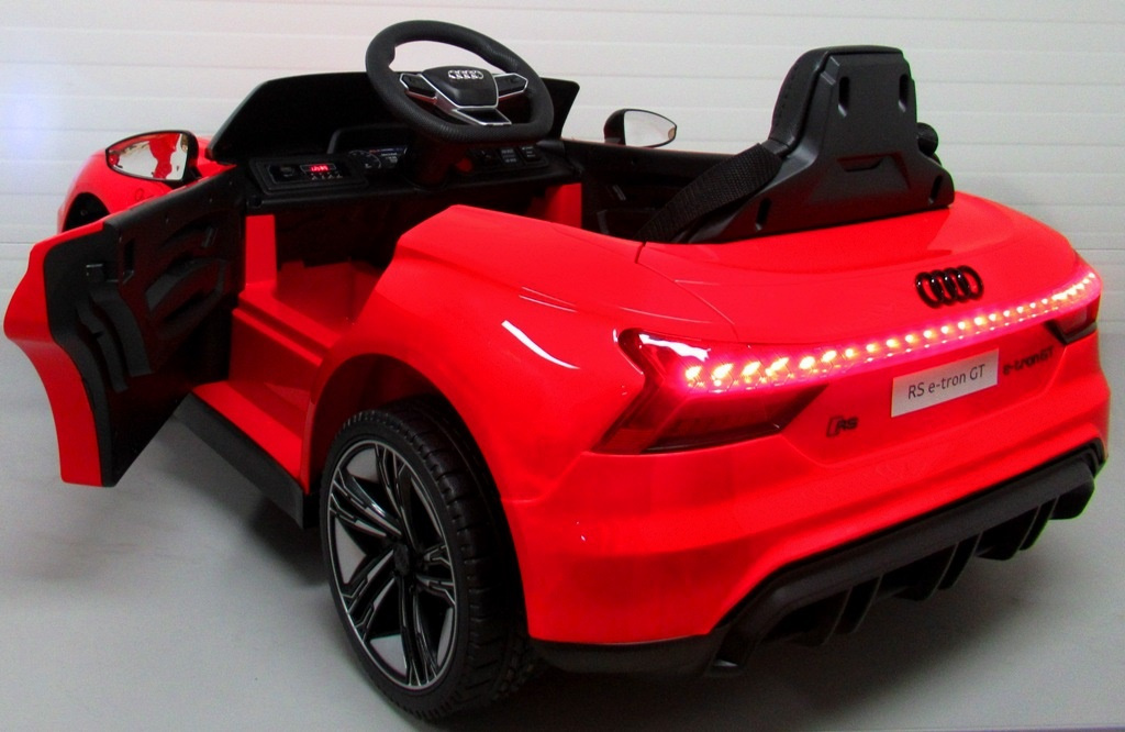 AUDI E-Tron GT Czerwony Auto na akumulator EVA Skóra pilot