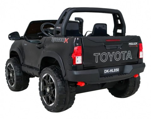Pojazd Pickup Toyota Hilux Czarna