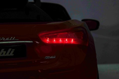 Maserati Ghibli na akumulator dla dzieci Czerwony + Pilot + EVA + Wolny Start + LED Audio