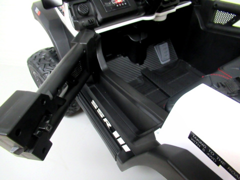 AUTO X16 R-SPORT BIAŁY Auto na akumulator EVA SKÓRA Pilot Akumulator litowo-jonowy