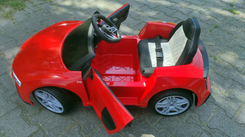 AUDI R8 Sport CZERWONY Auto na akumulator EVA Skóra pilot