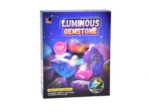 Mały archeolog wykopaliska kamienie fluorescencyjne szukanie skarbu ZA5595