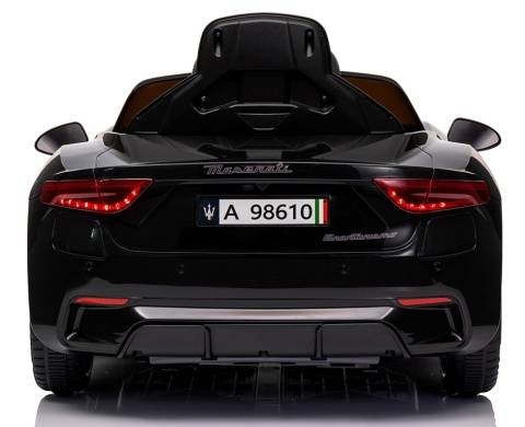 Maserati GranTurismo CZARNY Auto na akumulator, Skóra, Pilot, Światła, Muzyka, Koła EVA