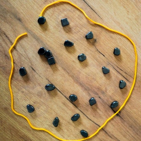 WOOPIE Gra Kamienie Magnetyczne w Sznurku 27 el.