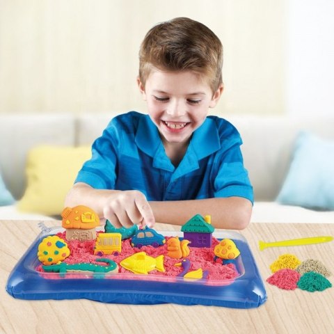 WOOPIE Piasek Kinetyczny 0,8 kg Zestaw w Koszyku z Foremkami + Basen