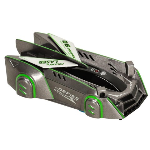 Samochód zdalnie sterowany na pilot laser jeździ po ścianie suficie szary