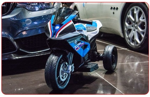 Motorek na akumulator BMW HP4 NIEBIESKI, muzyka, światła, dla dzieci 2-5 lat