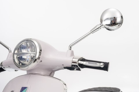 Pojazd Skuter Vespa ROMA Biały motorek dla dziecka
