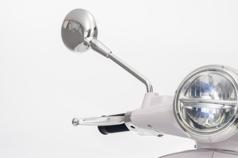 Pojazd Skuter Vespa ROMA Biały motorek dla dziecka