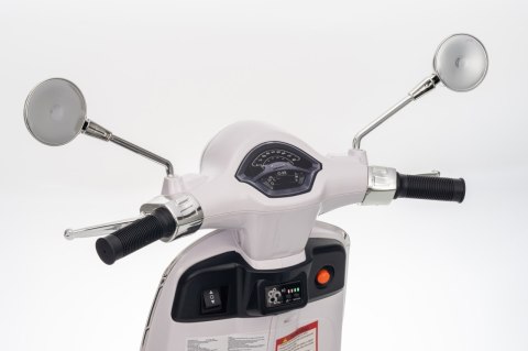 Pojazd Skuter Vespa ROMA Biały motorek dla dziecka