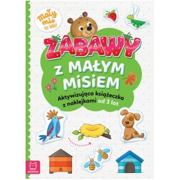 Aksjomat Zabawy z małym misiem-książeczka z naklejkami dla dzieci 3+KS1178