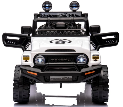 Autko na akumulator Toyota FJ Cruiser BIAŁY, 4x4, Fotelik z ekoskóry, pilot, koła EVA