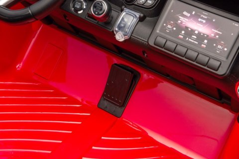 Pojazd Mercedes Benz GT63 AMG Czerwony