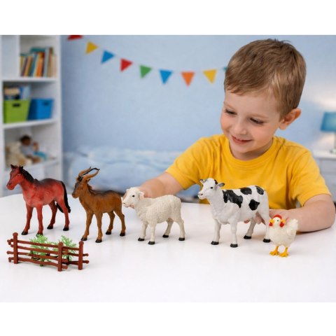 Zestaw Figurki Zwierzęta Domowe Gospodarskie Farma Drzewka Płot 13 el.