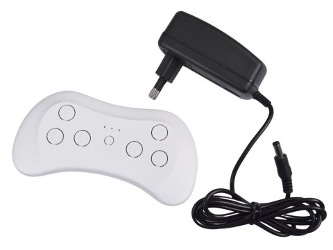 Autko na akumulator dla dziecka czerwony GARBUS retro efekt bujania PA0349