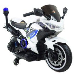 Motor policyjny z świecącym kogutem i syreną/A706-2