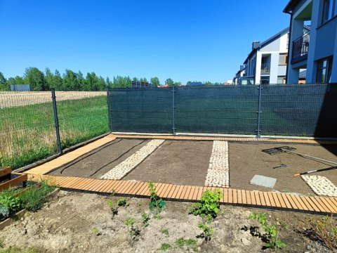 ŚCIEŻKA OGRODOWA Z DRZEWA CEDROWEGO 250CM X 43CM BITUXX ZWIJANA DO OGRODU DRÓŻKA